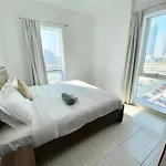 Phineek Magnificent One Bedroom Apartment