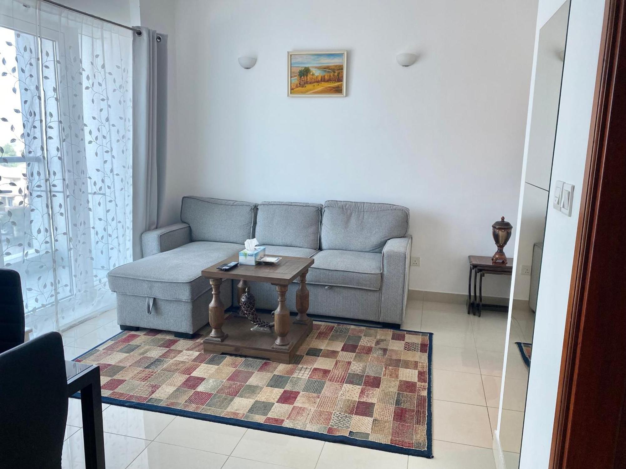 Phineek Magnificent One Bedroom Apartment